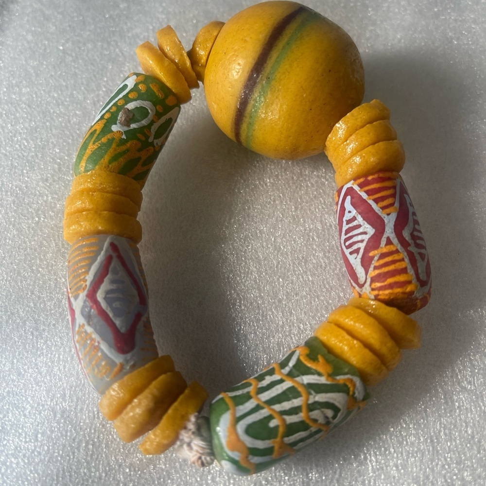 Men’s Beaded Bracelet - Picture 2 of 7